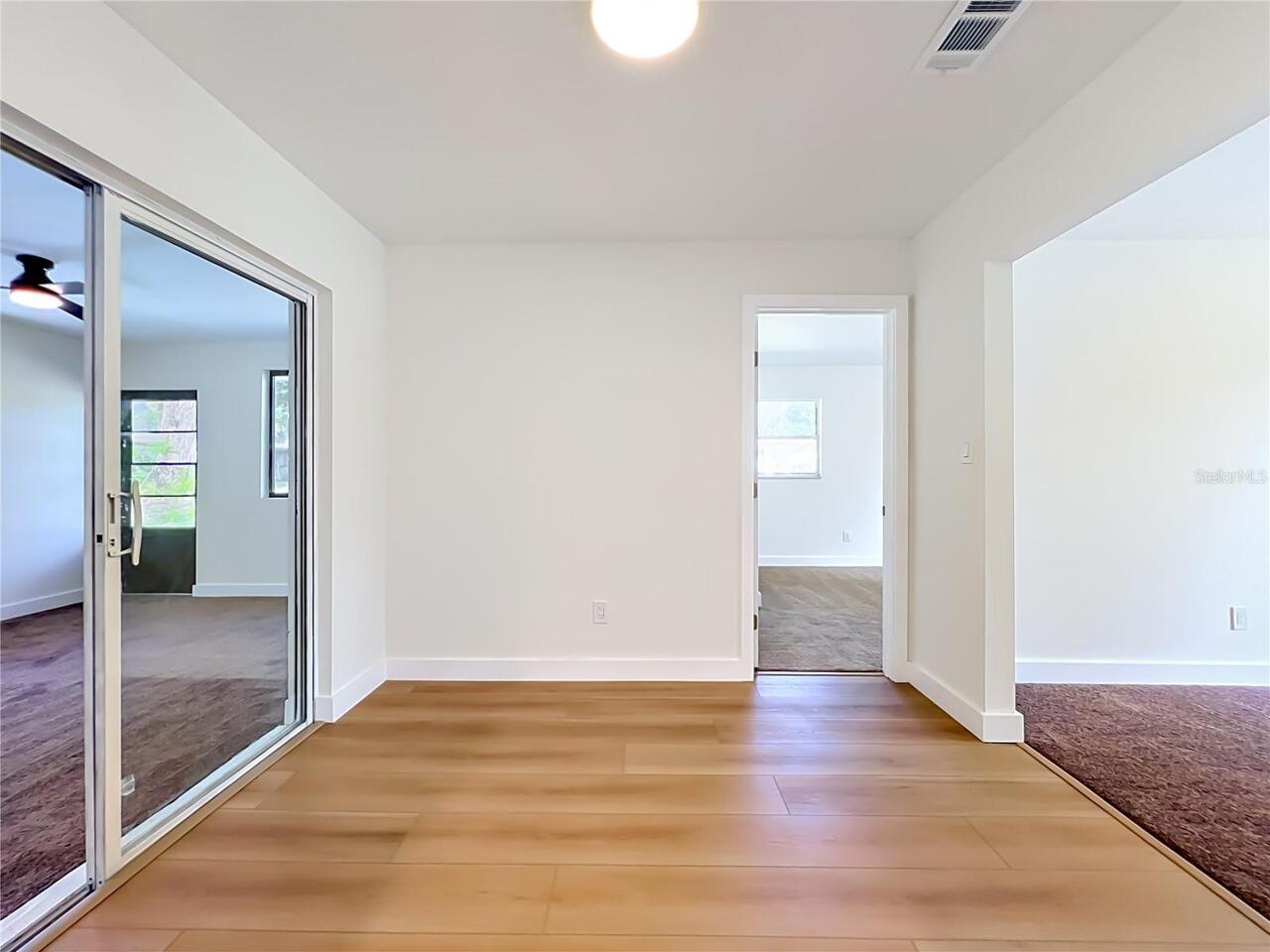Listing Photo 14