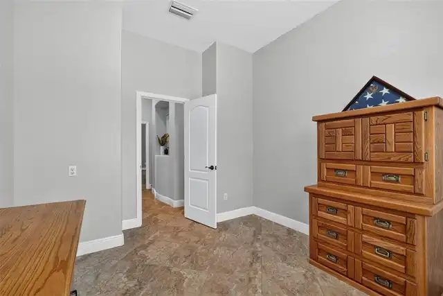 Listing Photo 27