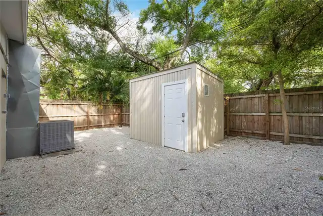 Listing Photo 38