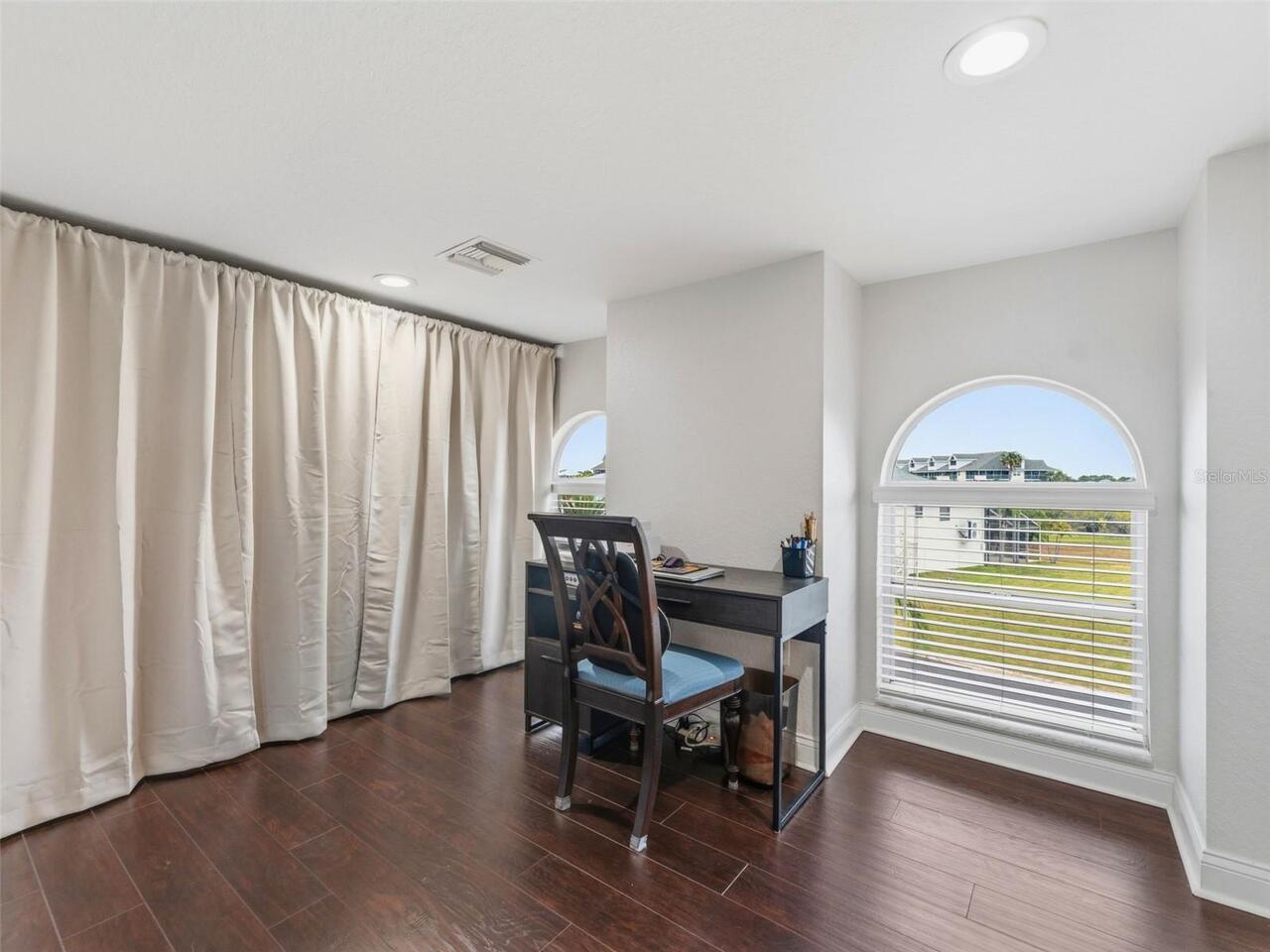 Listing Photo 37