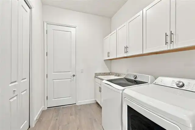 Listing Photo 33