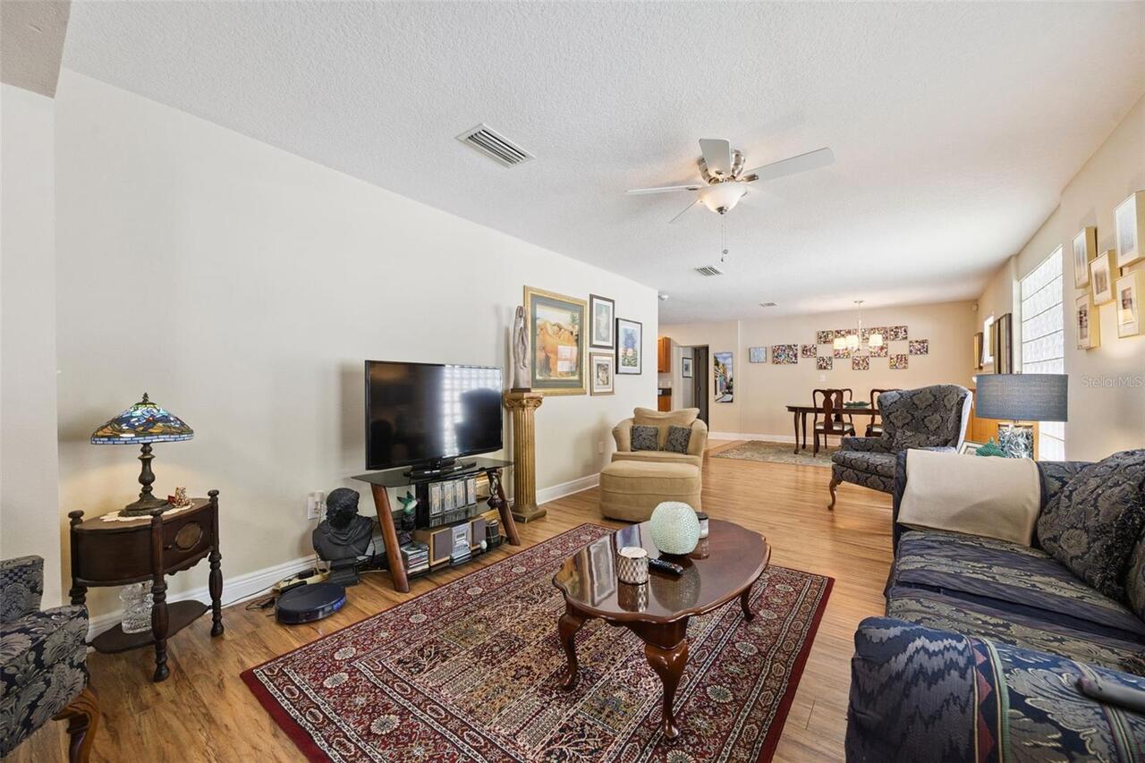 Listing Photo 7