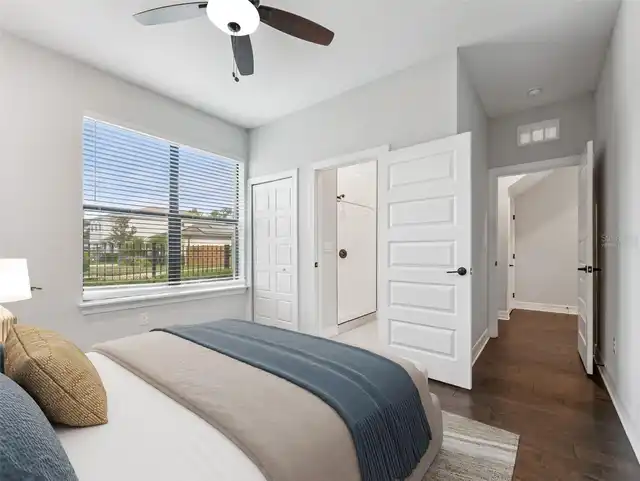 Listing Photo 8