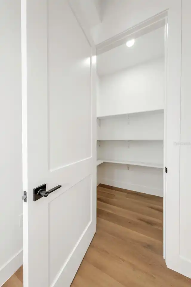 Listing Photo 20