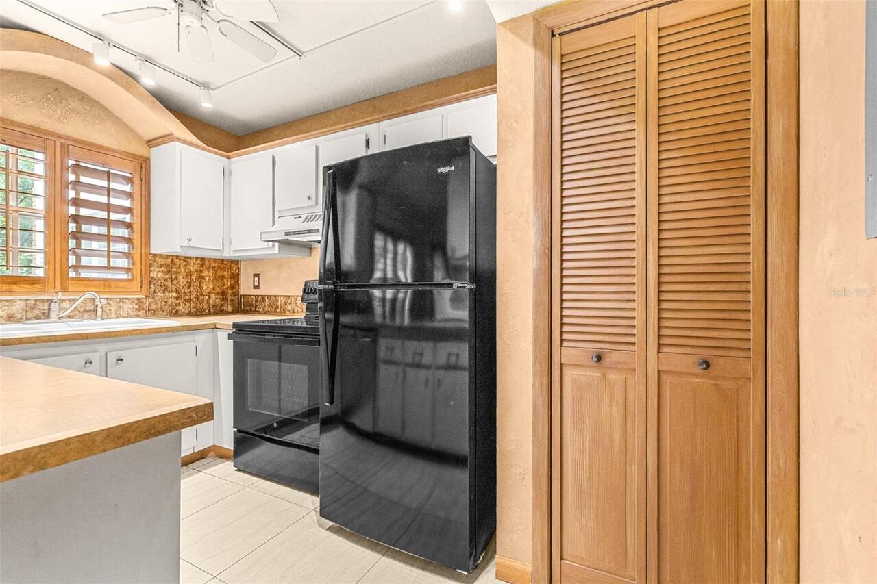 Listing Photo 17