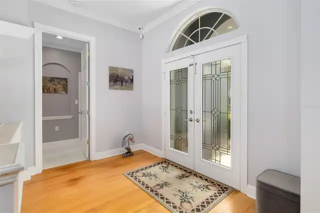 Listing Photo 11