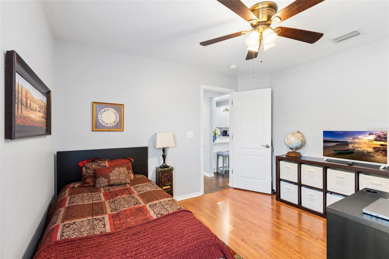 Listing Photo 28