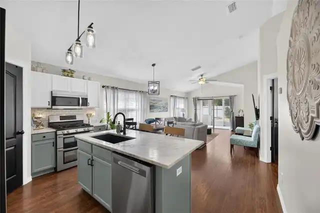 Listing Photo 25