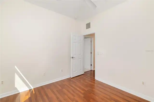 Listing Photo 38