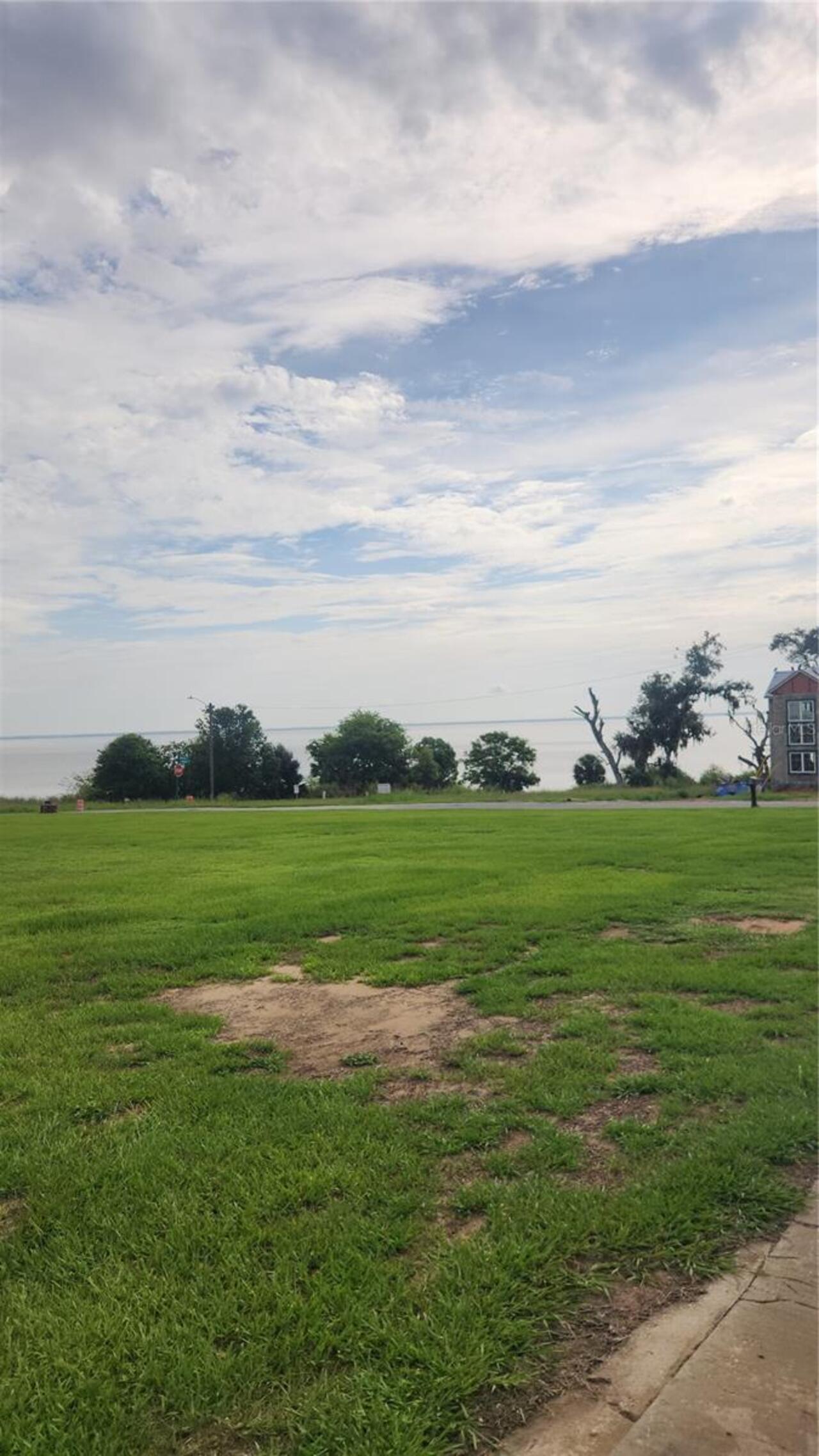 Listing Photo 28
