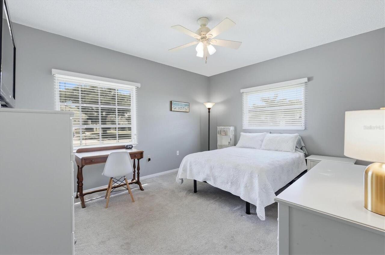 Listing Photo 17