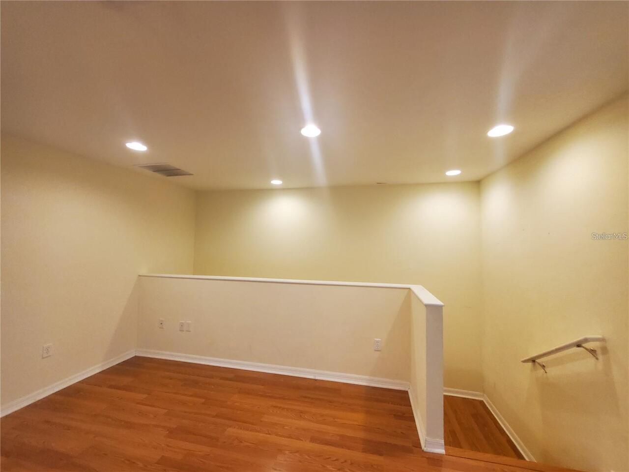 Listing Photo 16