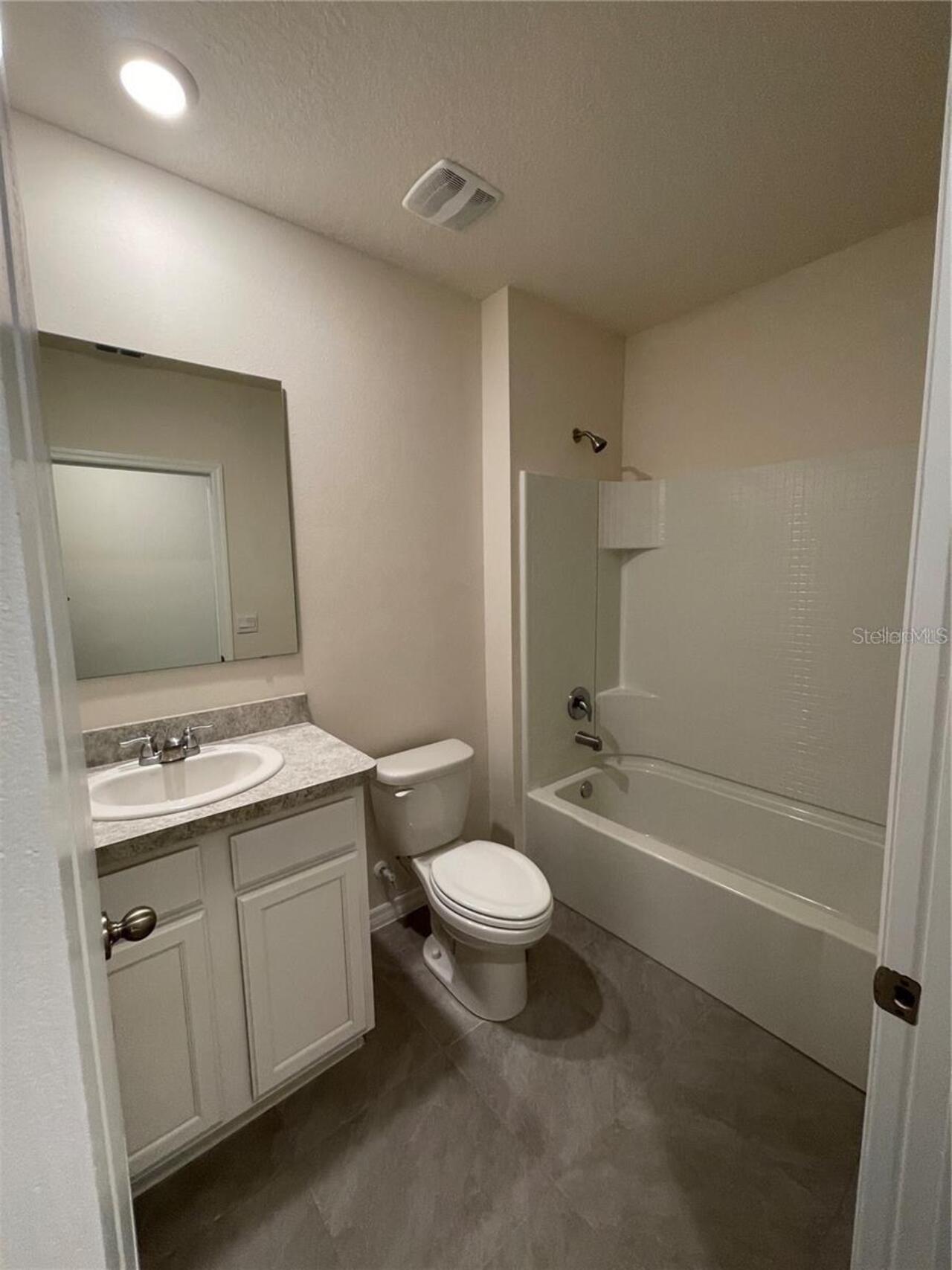 Listing Photo 7