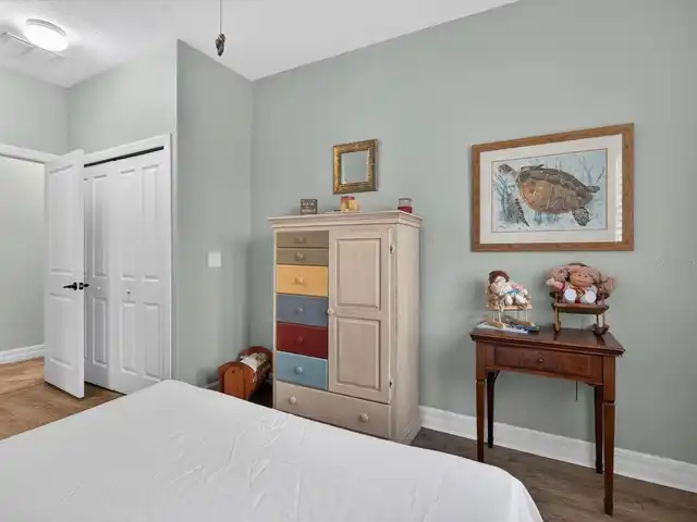 Listing Photo 28