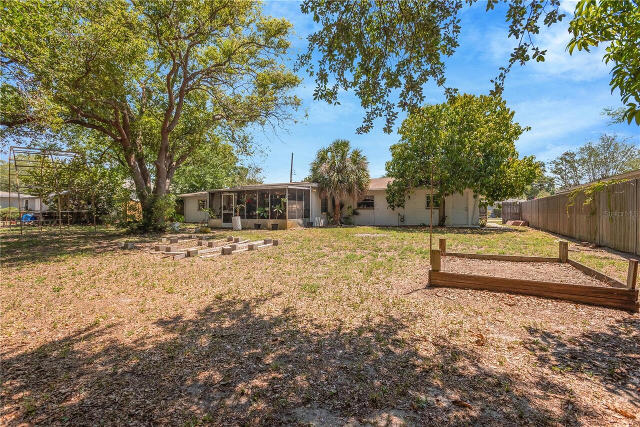 Listing Photo 32