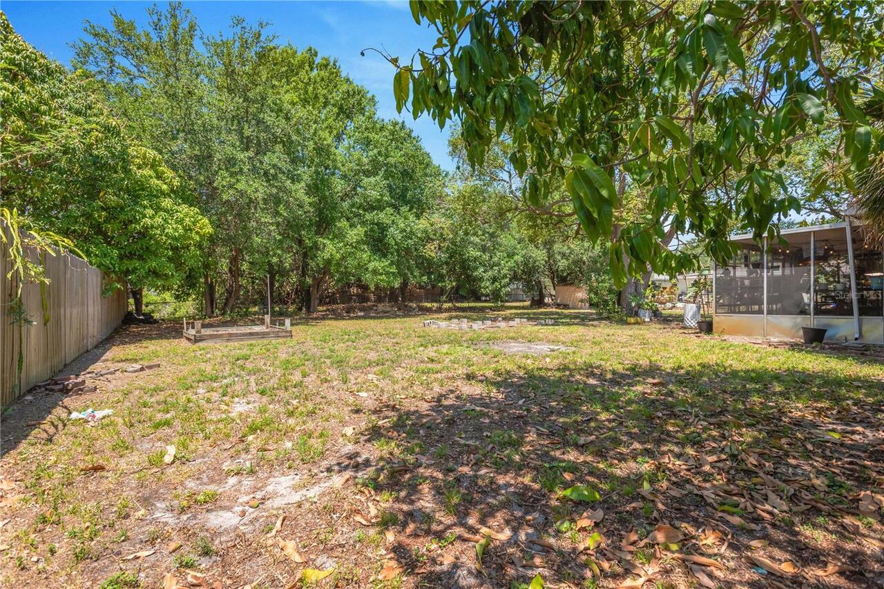 Listing Photo 34