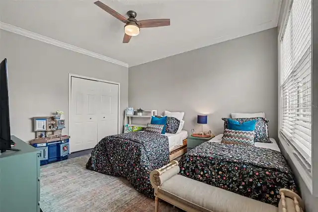 Listing Photo 16