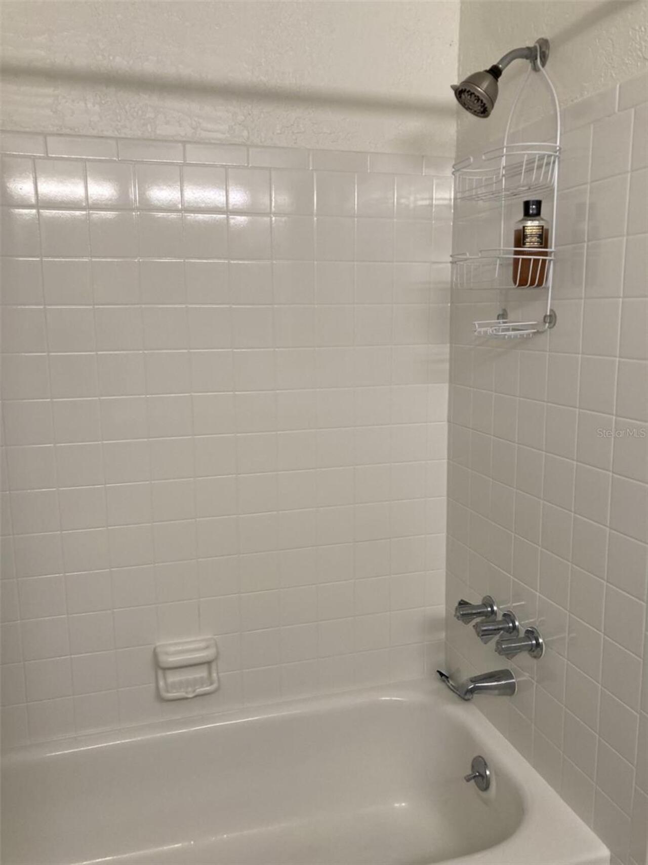 Listing Photo 12