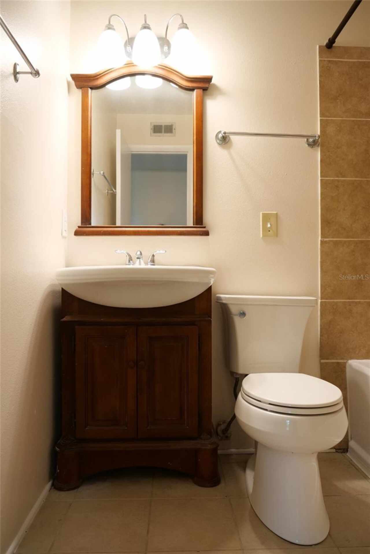 Listing Photo 7