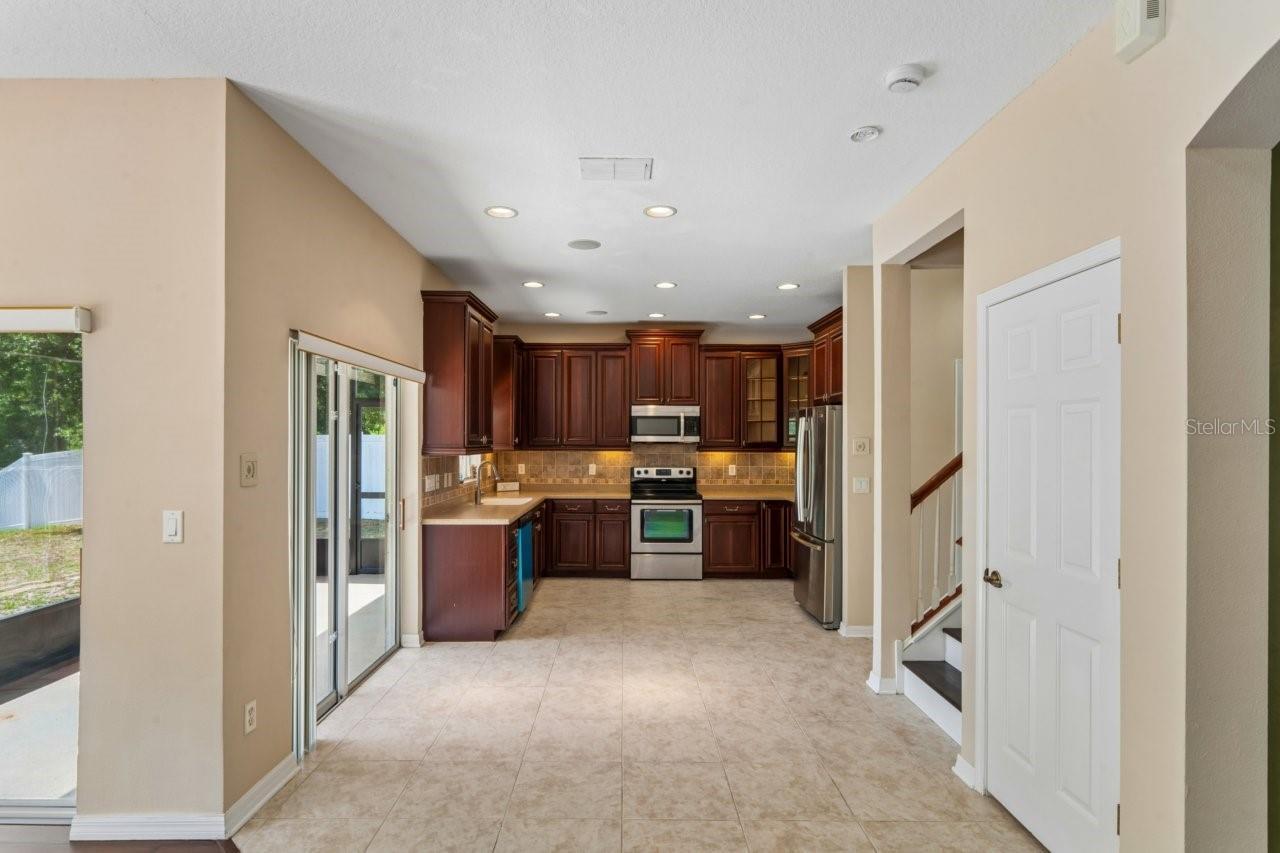 Listing Photo 10