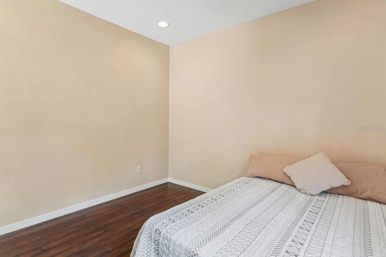Listing Photo 26