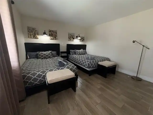 Listing Photo 18