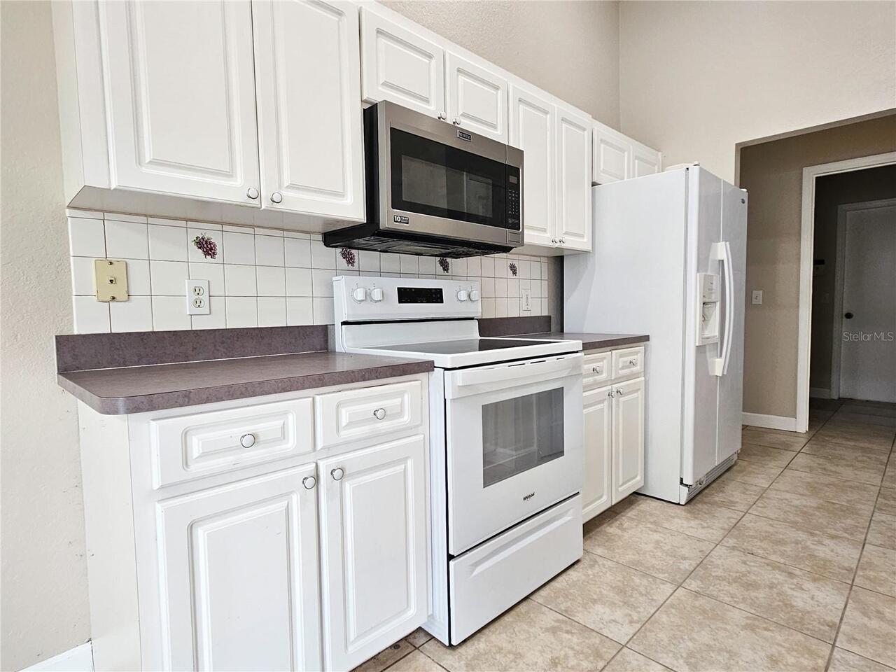 Listing Photo 9