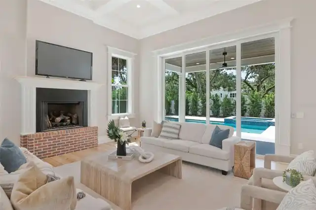 Listing Photo 21