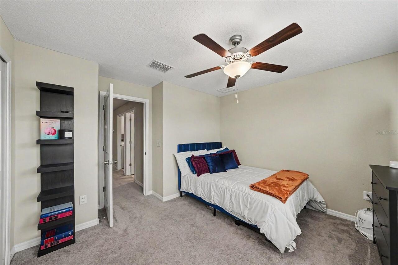 Listing Photo 16