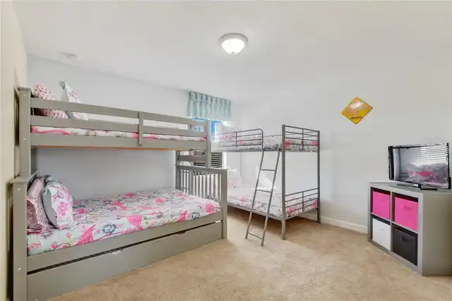 Listing Photo 43