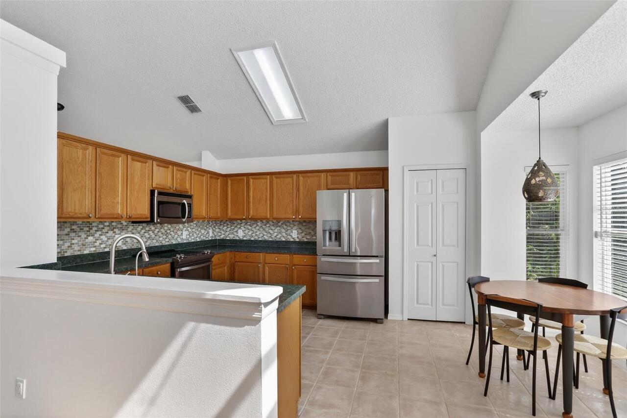 Listing Photo 14