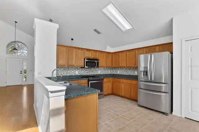 Listing Photo 13