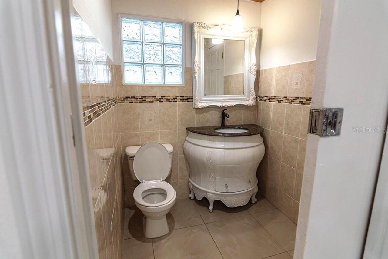 Listing Photo 11