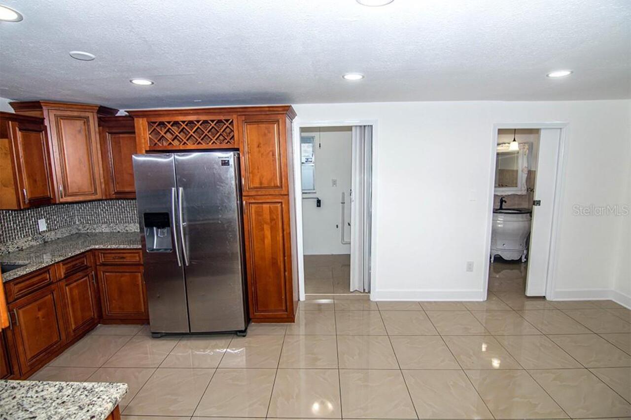 Listing Photo 14