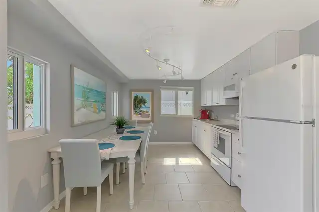Listing Photo 17