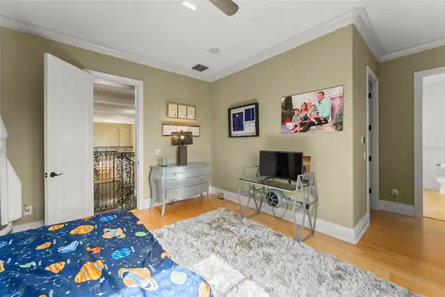 Listing Photo 44