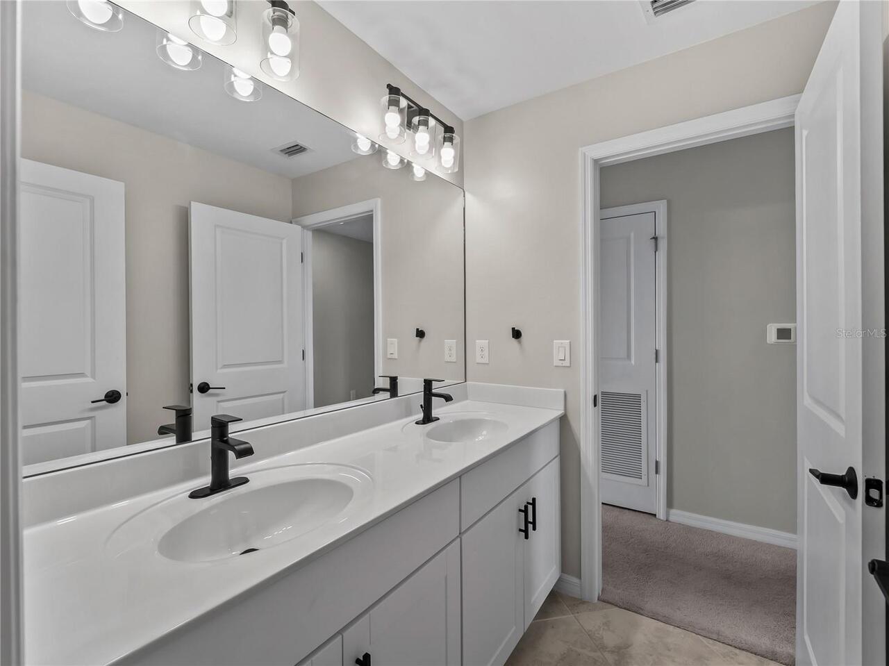 Listing Photo 42