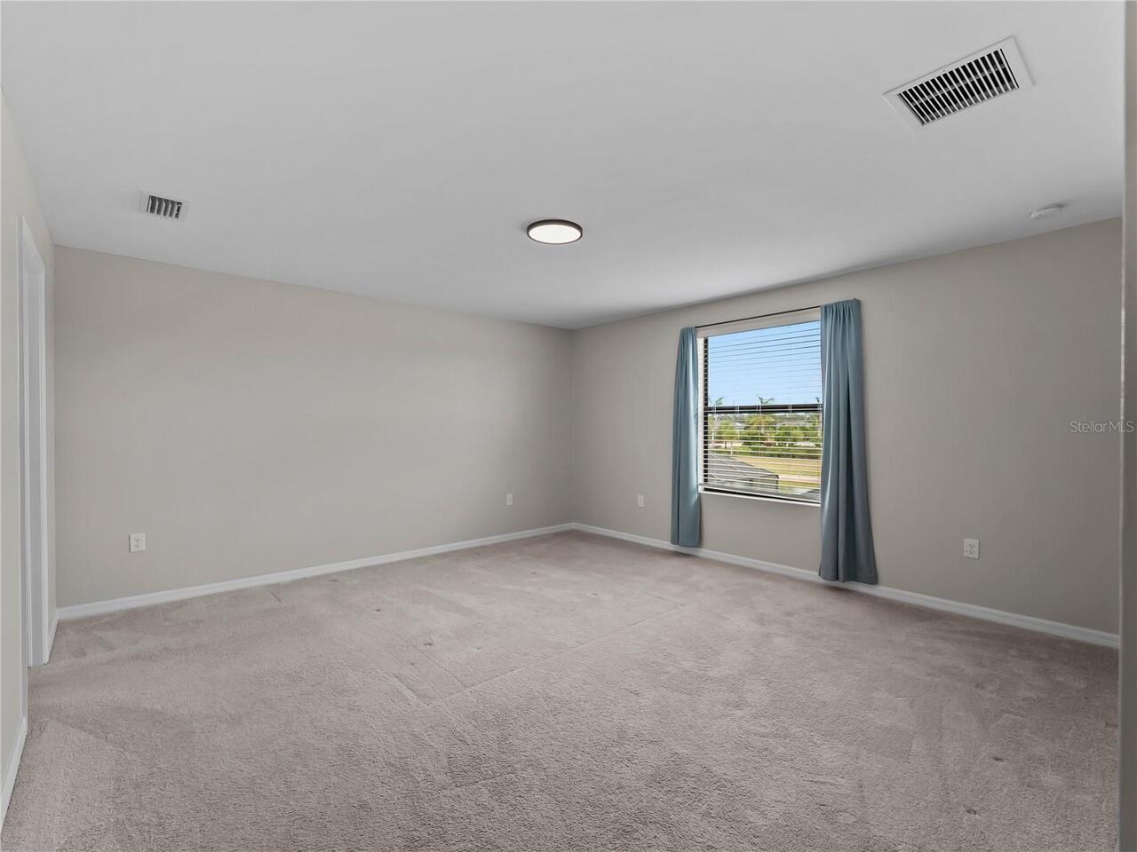 Listing Photo 43