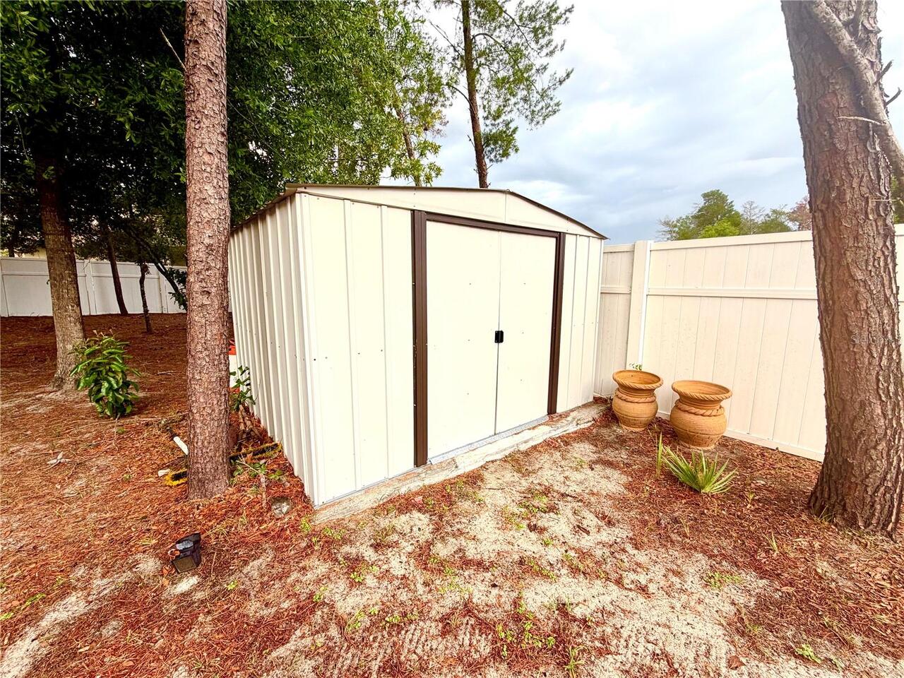 Listing Photo 23