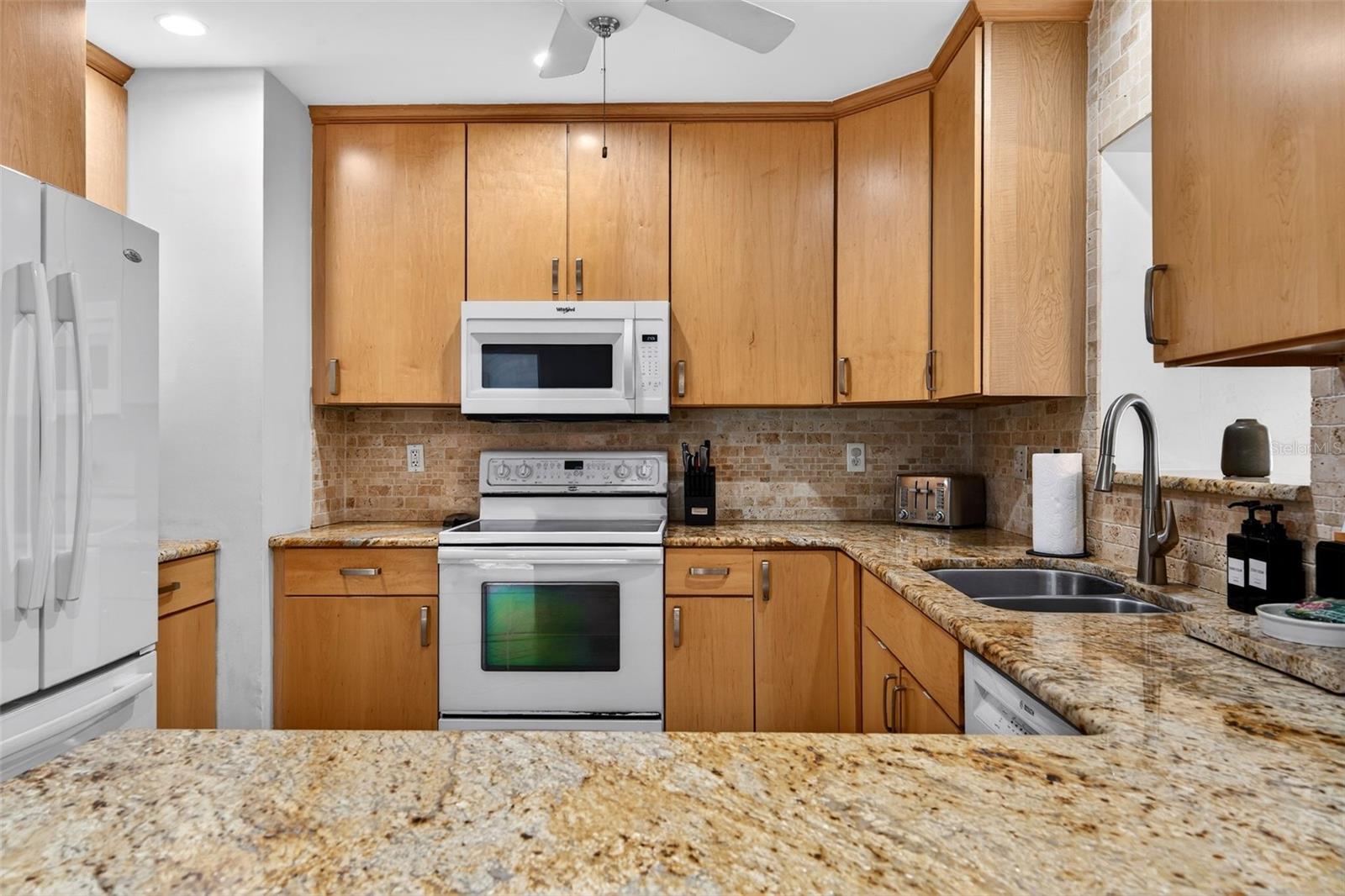 Listing Photo 15