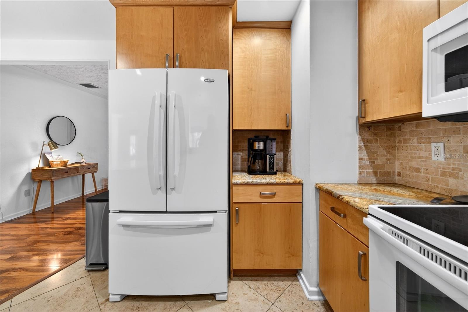 Listing Photo 18