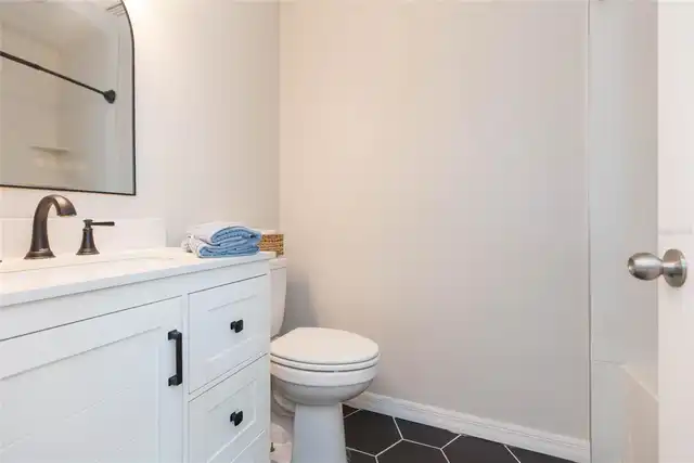Listing Photo 19
