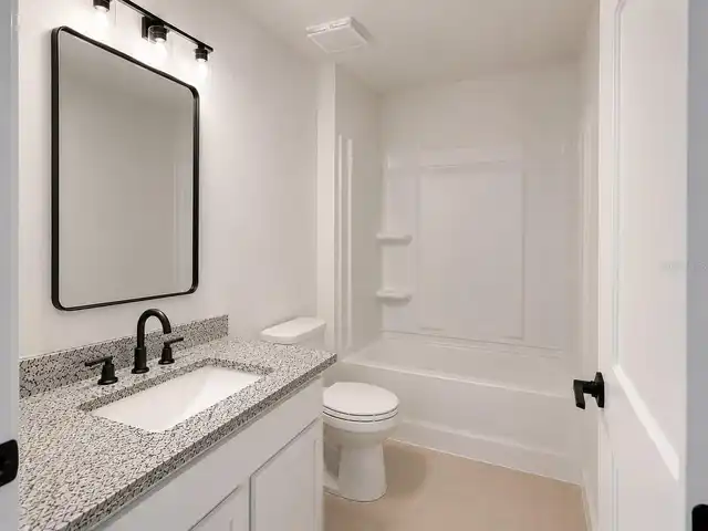 Listing Photo 9