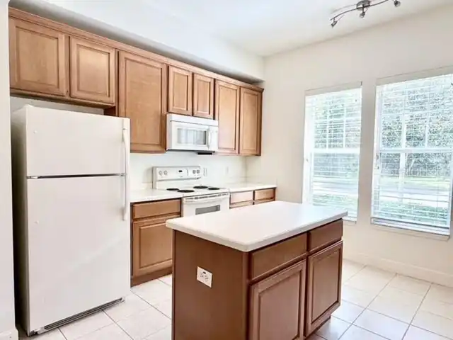 Listing Photo 13