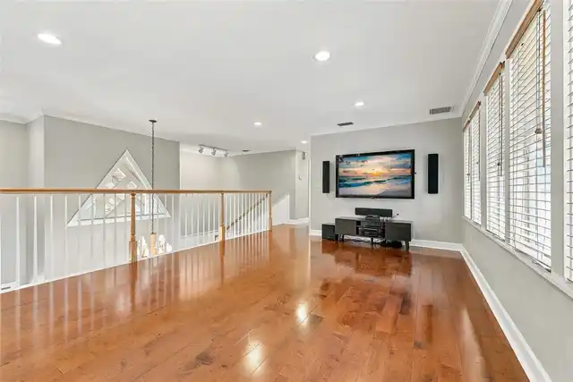 Listing Photo 45