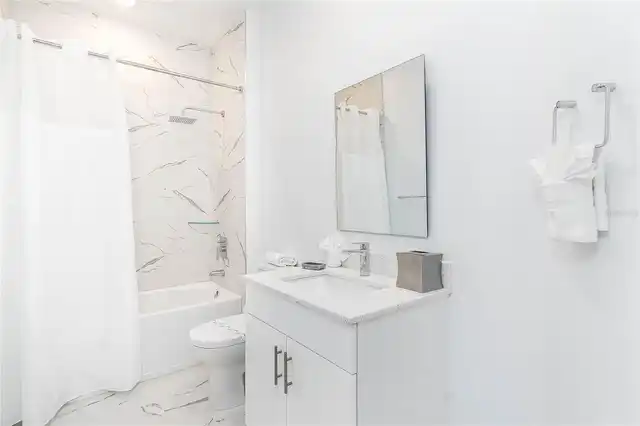 Listing Photo 28