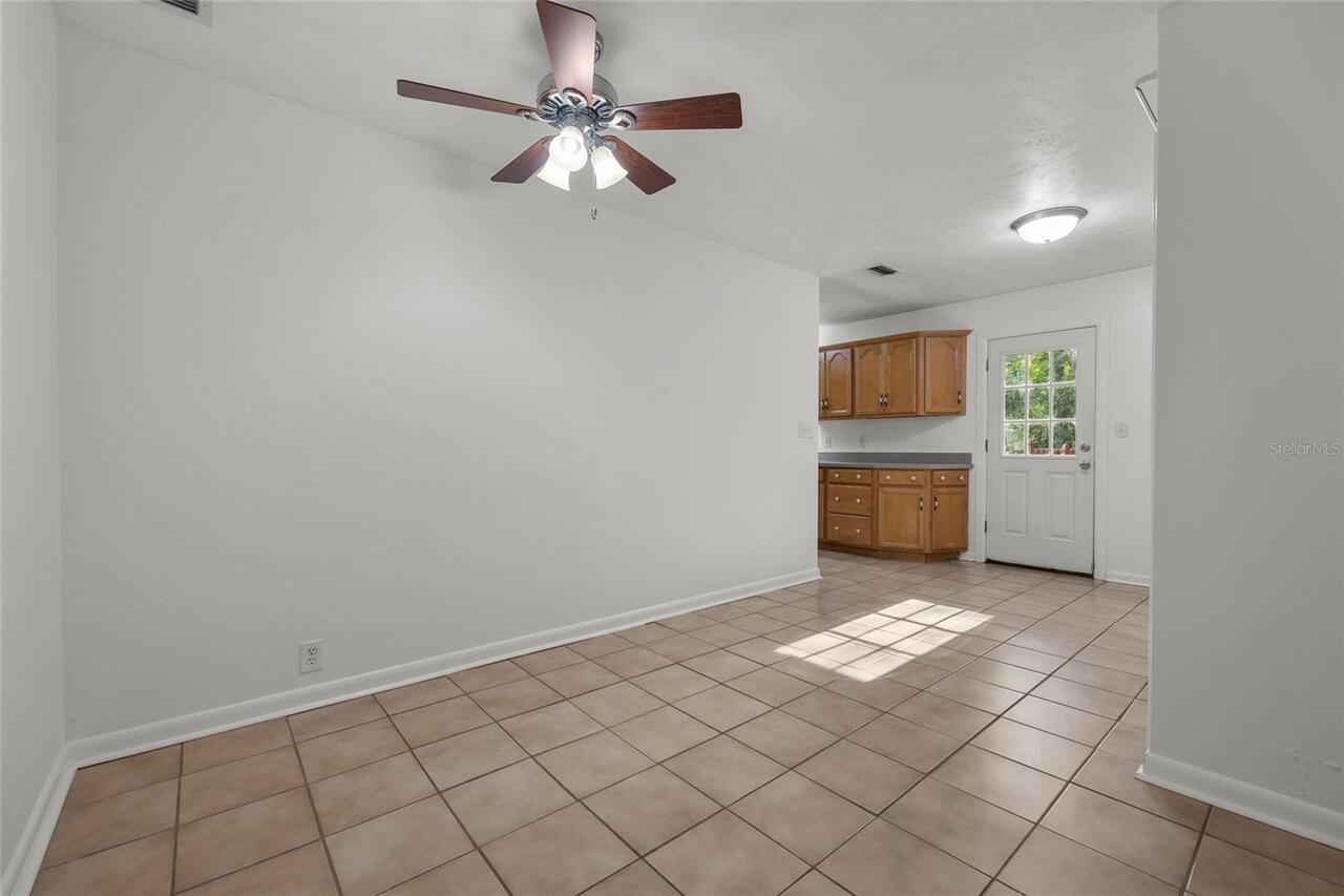 Listing Photo 9
