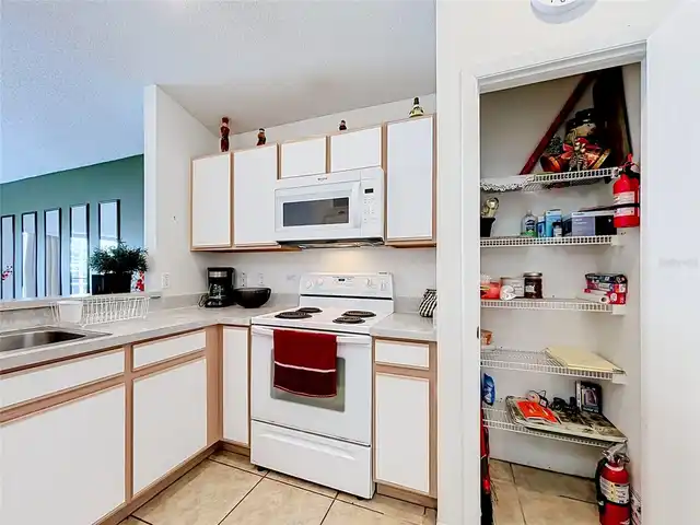 Listing Photo 14