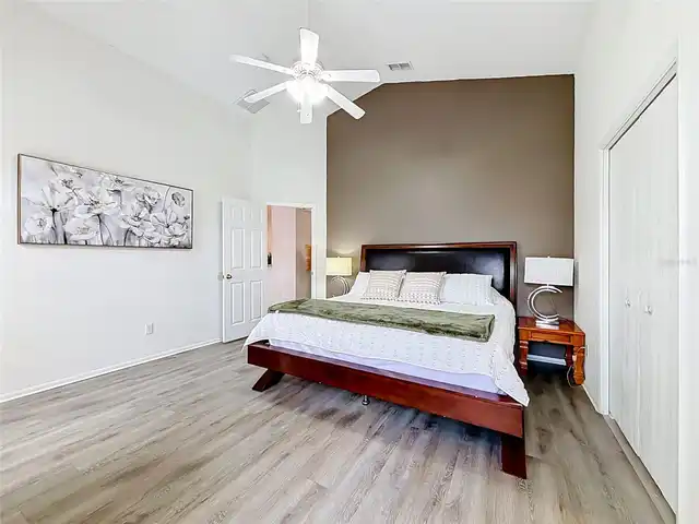 Listing Photo 32