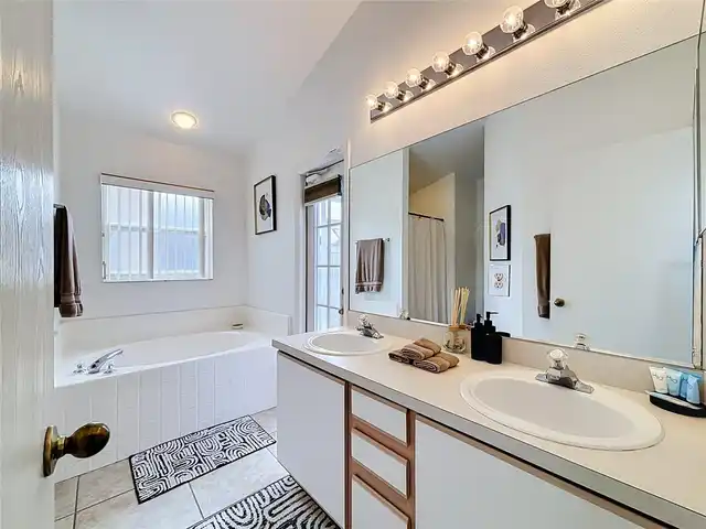 Listing Photo 33